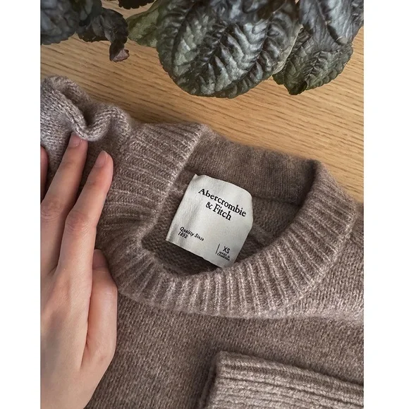 Abercrombie & Fitch Taupe Madeline Crew Sweater - Picture 11 of 14
